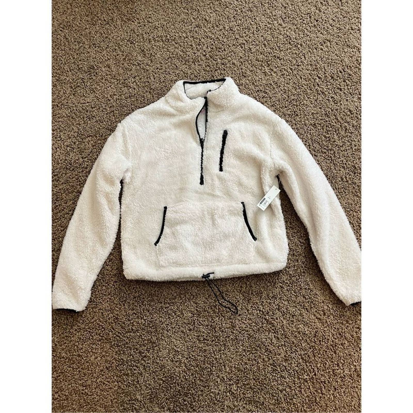 New Plush Pullover Juinors Small